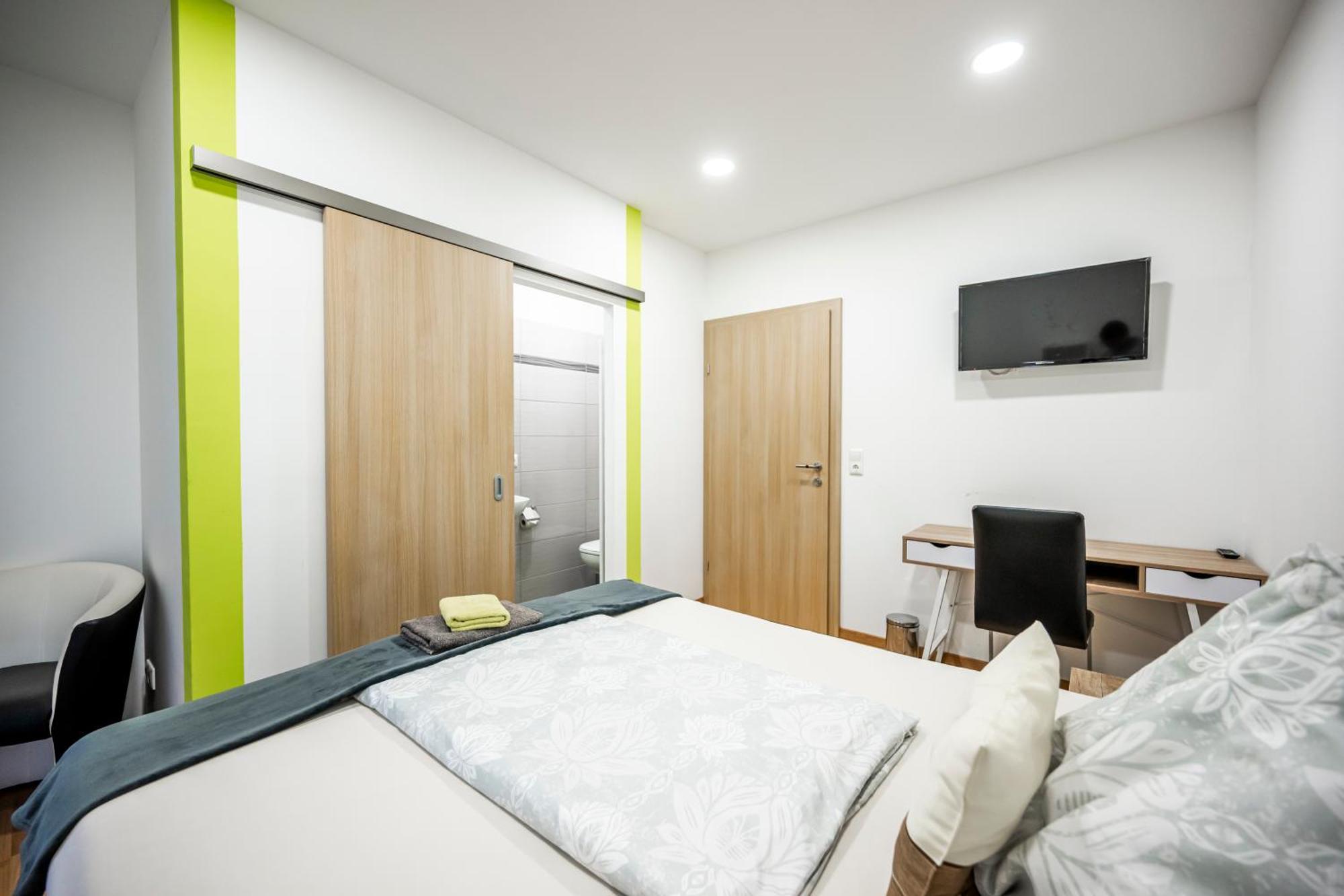 Die Schlafstube - Bed & Breakfast เซลท์เว็ก ภายนอก รูปภาพ